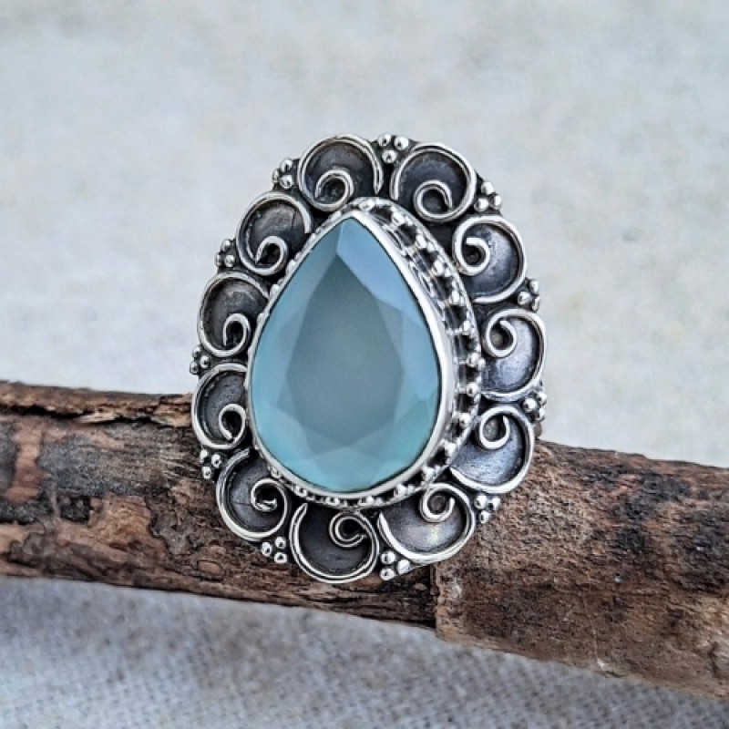 Anel com calcedônia verde 20315