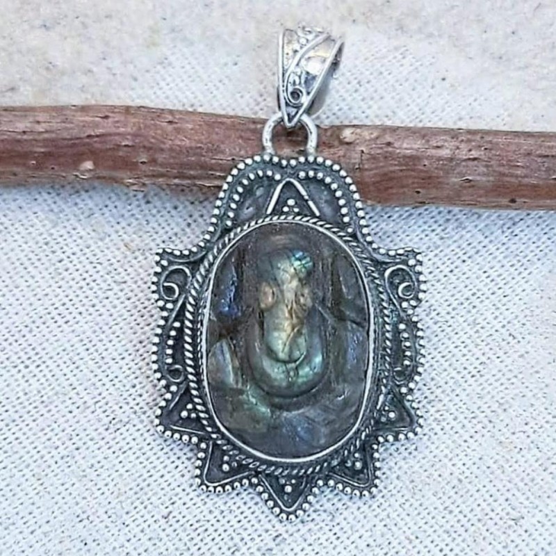 Pingente com labradorita ganesha 7101