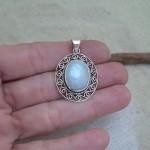 Pingente com pedra da lua 7266