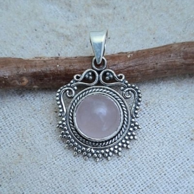 Pingente com quartzo rosa 7342