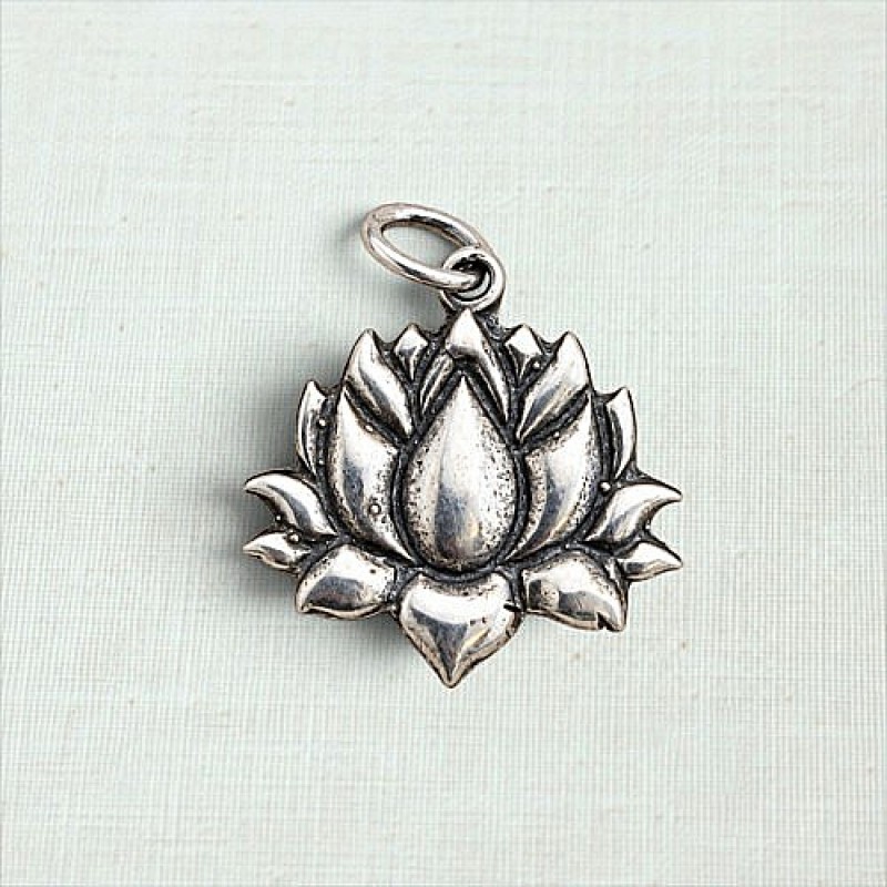Pingente flor de lótus 8109