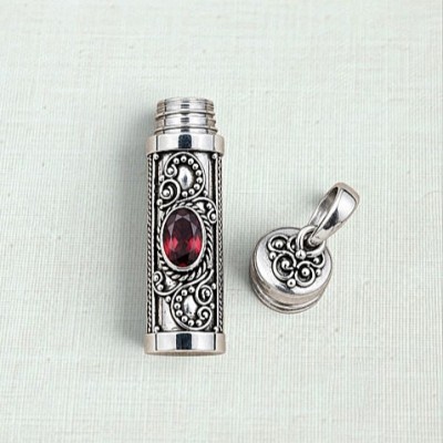 Pingente perfumeiro com granada 7233 Pingente perfumeiro com granada 7233
